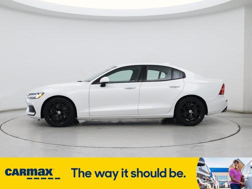 2020 Volvo S60 T6 Momentum
