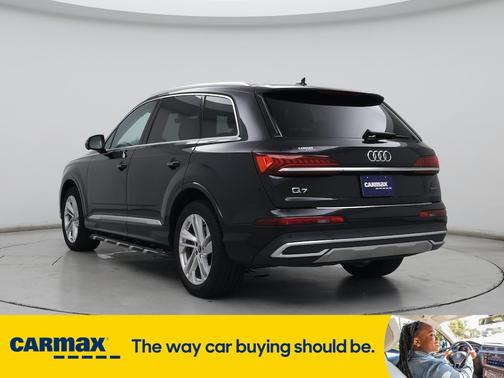 2022 Audi Q7 Premium Plus