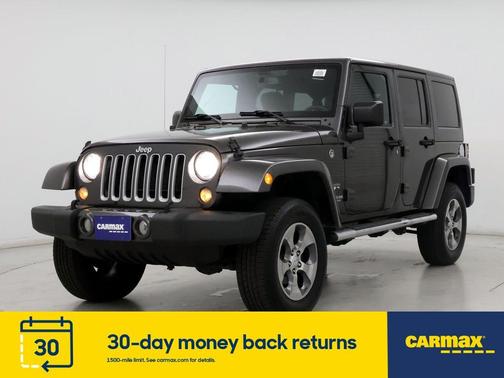 Photo 4 of 24 of 2016 Jeep Wrangler Unlimited Sahara