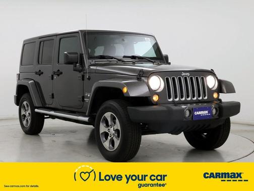 Photo 1 of 24 of 2016 Jeep Wrangler Unlimited Sahara