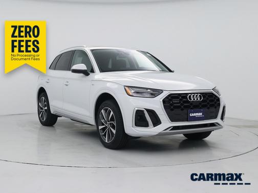 White 2023 Audi Q5 S-Line Premium Plus