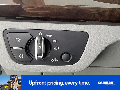 Blue 2019 Audi Q5 Premium