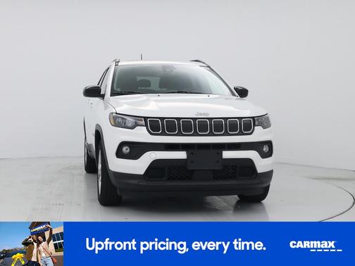 White 2022 Jeep Compass Latitude Lux