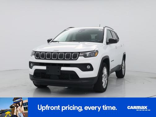 White 2022 Jeep Compass Latitude Lux