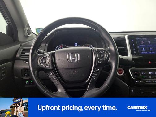 Gray 2016 Honda Pilot Touring
