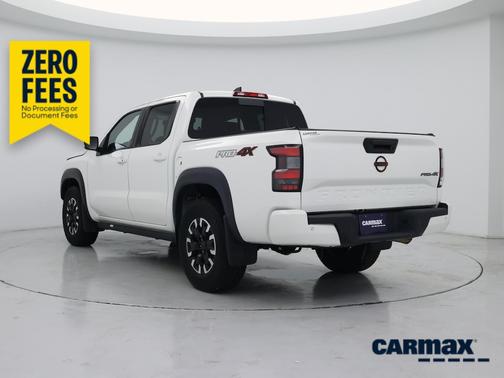 White 2022 Nissan Frontier PRO-4X