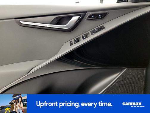 2023 Kia Niro SX Touring