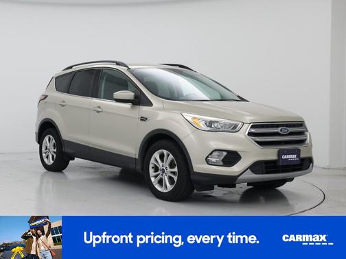 Gold 2017 Ford Escape SE