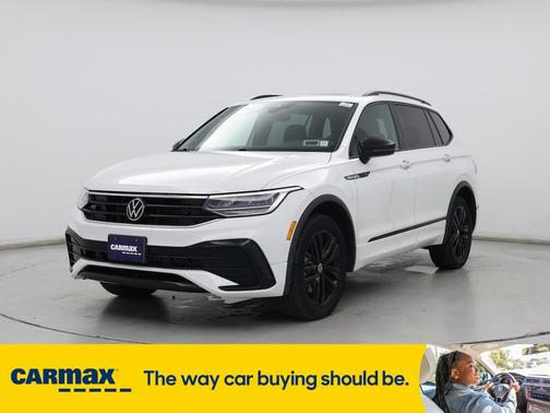 2022 Volkswagen Tiguan SE R-Line Black