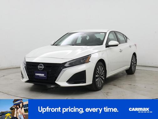 2023 Nissan Altima SV