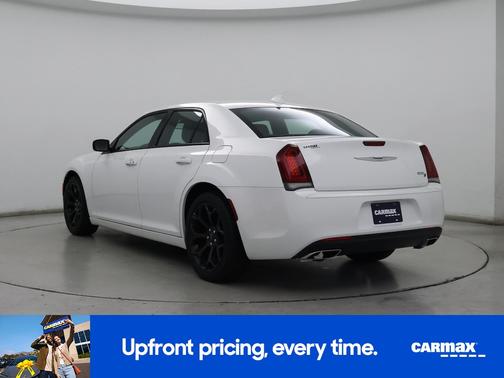 2019 Chrysler 300 S