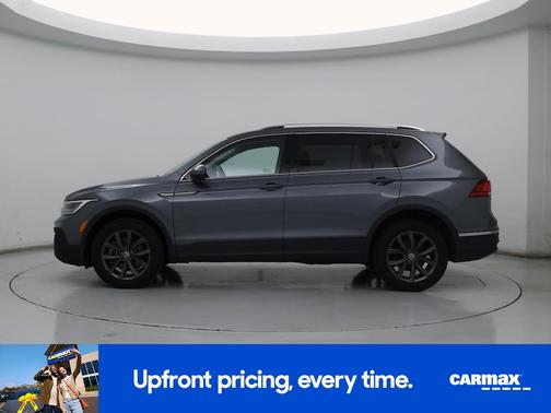 Gray 2022 Volkswagen Tiguan SE