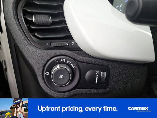White 2021 FIAT 500X Trekking