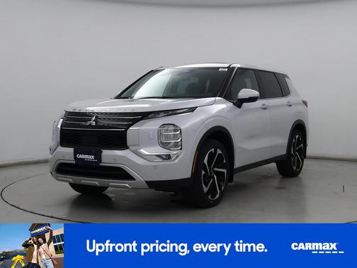 2023 Mitsubishi Outlander SE