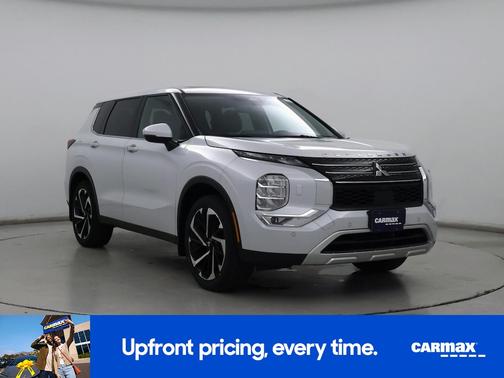 2023 Mitsubishi Outlander SE