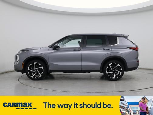 2022 Mitsubishi Outlander SE
