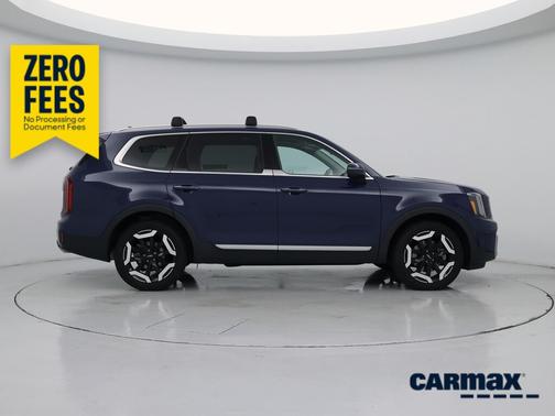 Blue 2024 Kia Telluride S