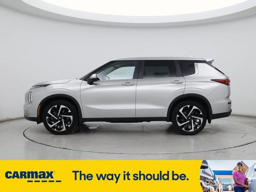 2022 Mitsubishi Outlander ES