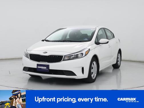 White 2017 Kia Forte LX