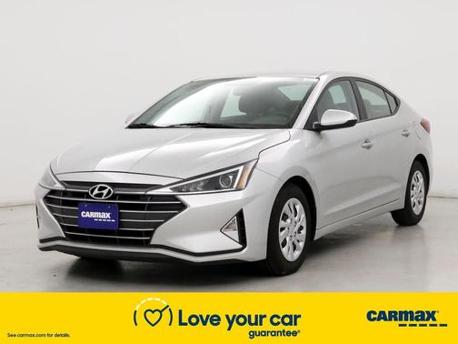 Photo 4 of 26 of 2019 Hyundai Elantra SE