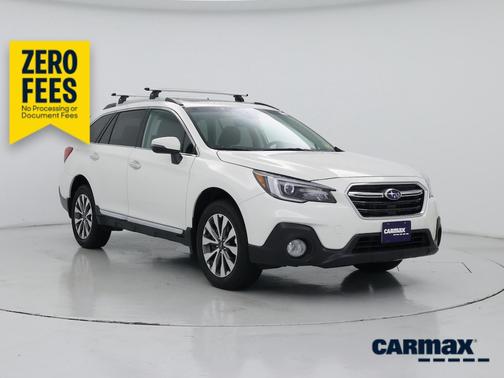 White 2018 Subaru Outback 2.5I Touring