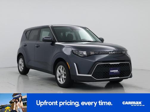 Gray 2025 Kia Soul LX
