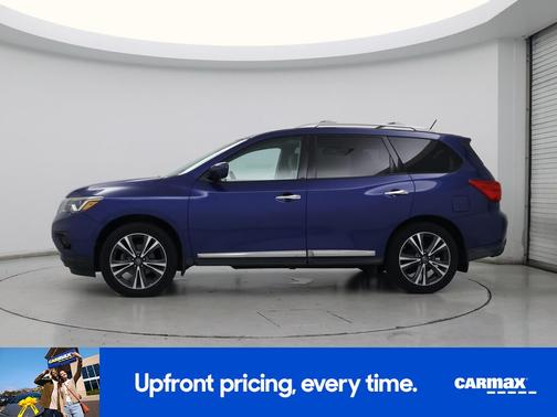 2017 Nissan Pathfinder Platinum