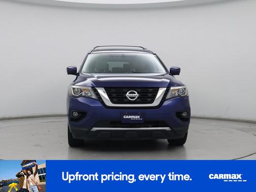 2017 Nissan Pathfinder Platinum