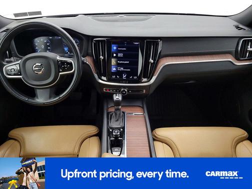 2022 Volvo V60 Cross Country T5