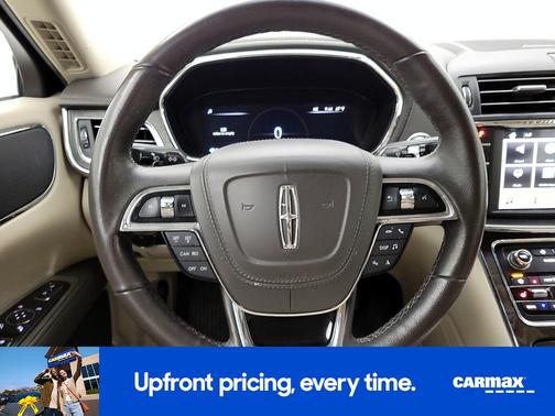 2018 Lincoln Continental Premiere