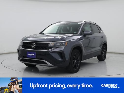 Gray 2023 Volkswagen Taos SE