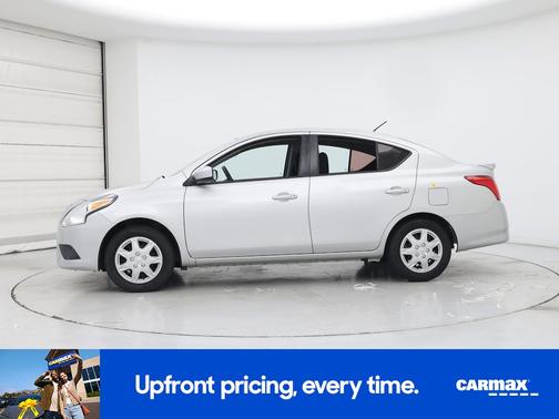 2018 Nissan Versa SV