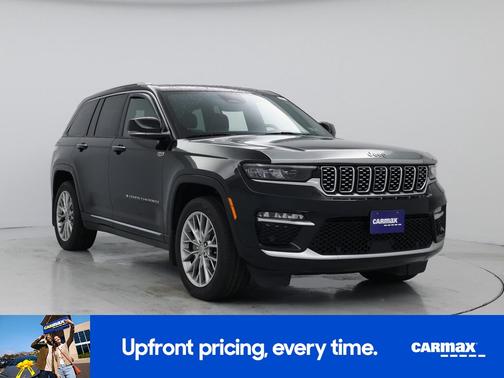 Black 2022 Jeep Grand Cherokee Summit