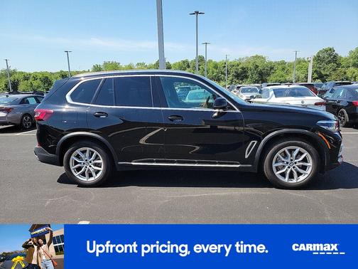Black 2021 BMW X5 xDrive40i