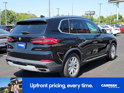 Black 2021 BMW X5 xDrive40i