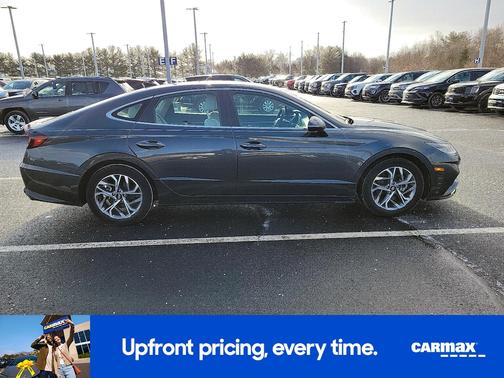 2022 Hyundai SONATA SEL