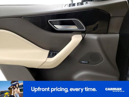 2019 Jaguar F-PACE 30t Prestige