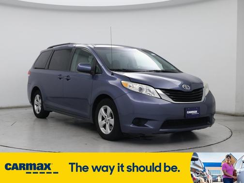 2014 Toyota Sienna LE