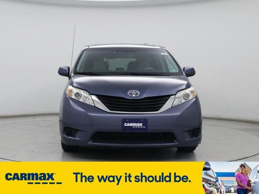 2014 Toyota Sienna LE