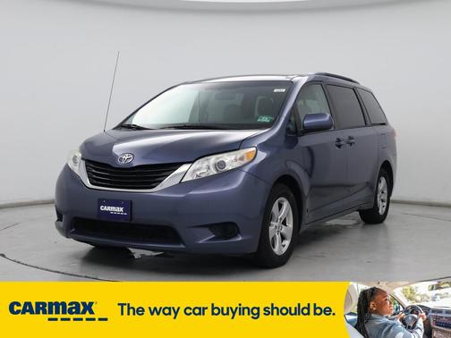 2014 Toyota Sienna LE
