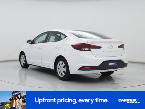 White 2020 Hyundai ELANTRA SE