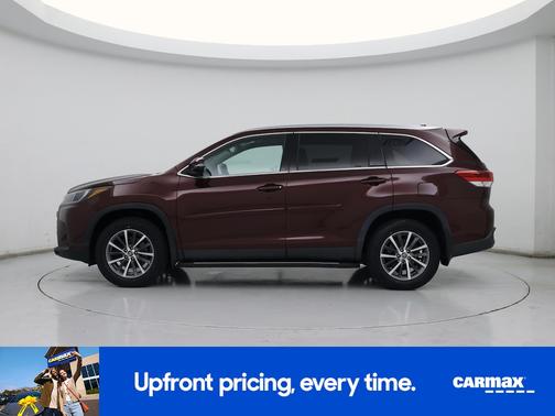 Burgundy 2019 Toyota Highlander XLE