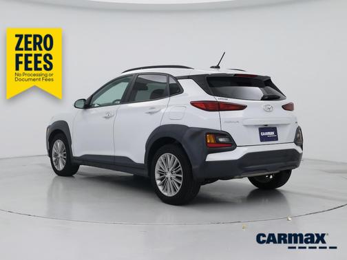 White 2021 Hyundai KONA SEL