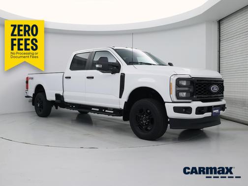 White 2023 Ford F-250 XL
