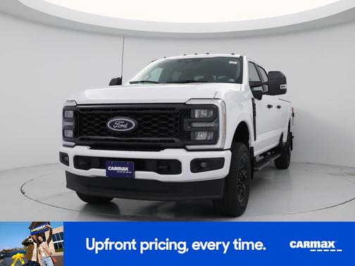 White 2023 Ford F-250 XL