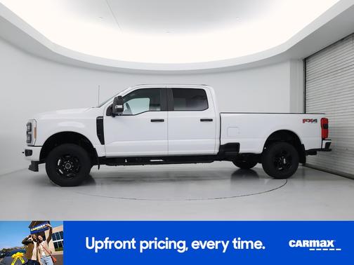 White 2023 Ford F-250 XL