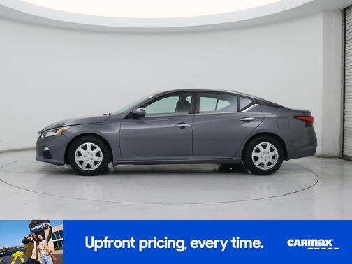 Gray 2019 Nissan Altima S