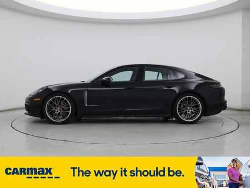 2023 Porsche Panamera 4 Platinum