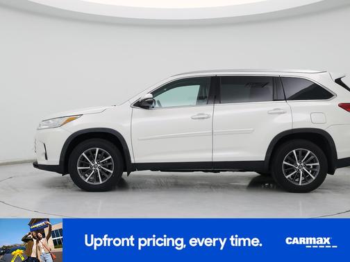 Pearl 2019 Toyota Highlander XLE