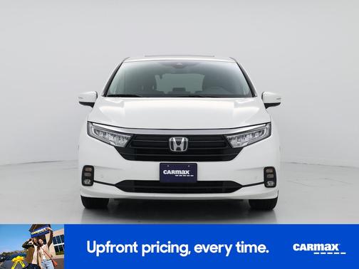 White 2023 Honda Odyssey Touring